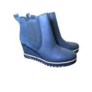 TOMS New Women's Black Wedge Ankle Boots, size 5.5